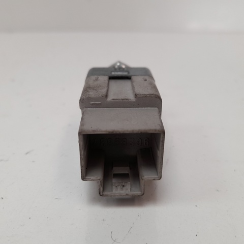 Sensor de ativação do sinal de parada 96289637 GM