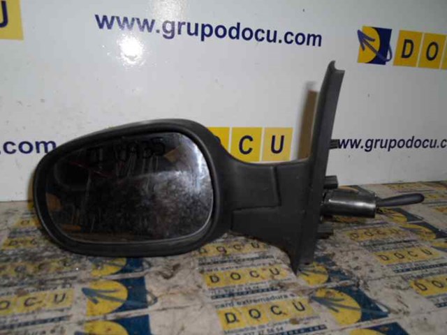 Espelho de retrovisão esquerdo 96302AX927 NISSAN