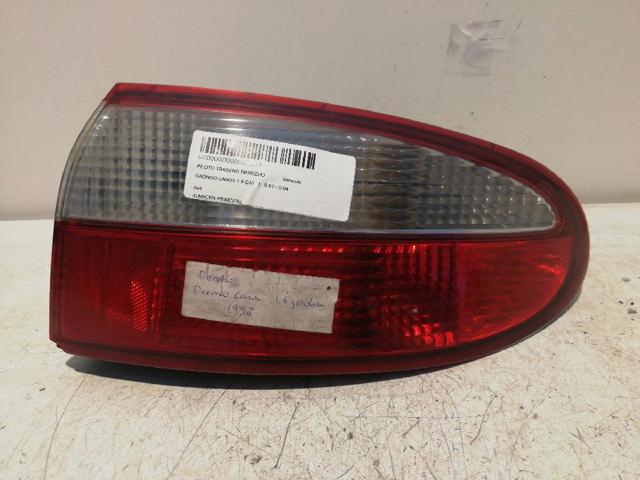Lanterna traseira direita externa 96304519 GM