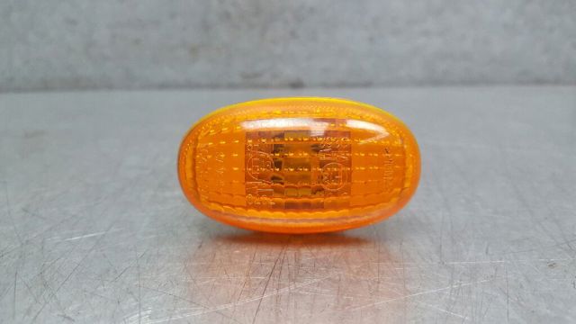 Luz intermitente no pára-lama 96323669 GM