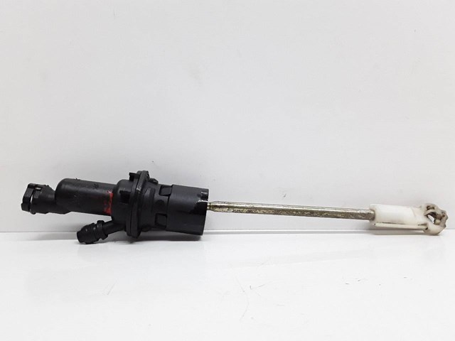 Cilindro mestre de embraiagem 9637030880 PEUGEOT