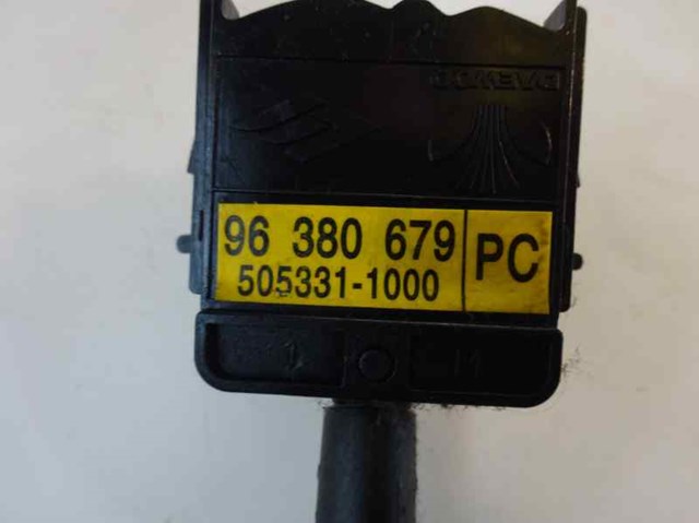 Comutador direito instalado na coluna da direção 96380679 GM