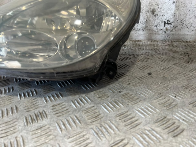 Luz esquerda 9638157980 PEUGEOT