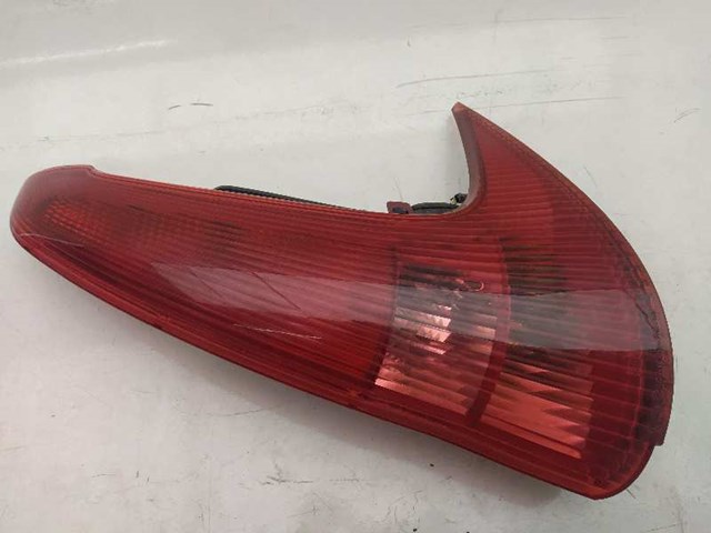 Lanterna traseira direita 9641540577 PEUGEOT