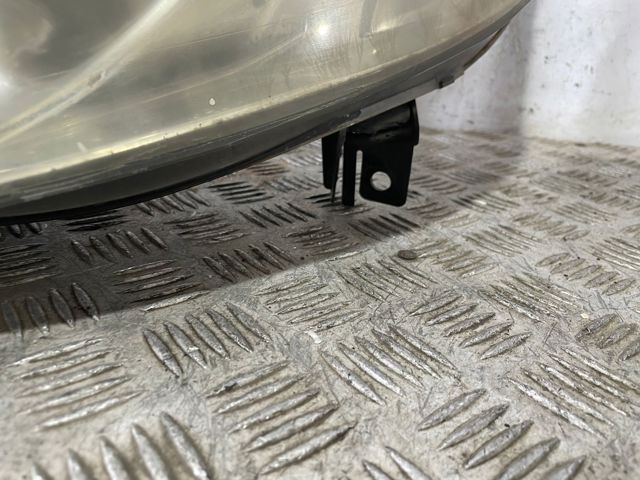 Luz esquerda 9641940180 PEUGEOT