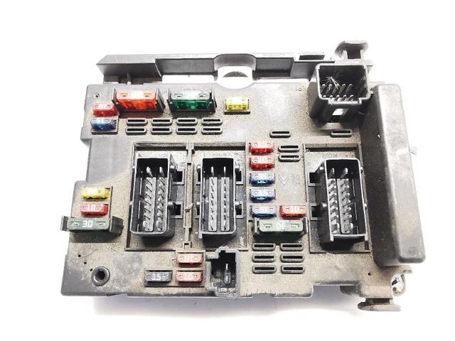 Unidade traseira do salão de dispositivos de segurança 9643537880 PEUGEOT