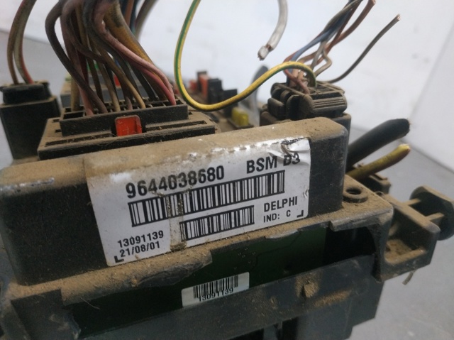 Unidade de dispositivos de segurança 9644038680 PEUGEOT