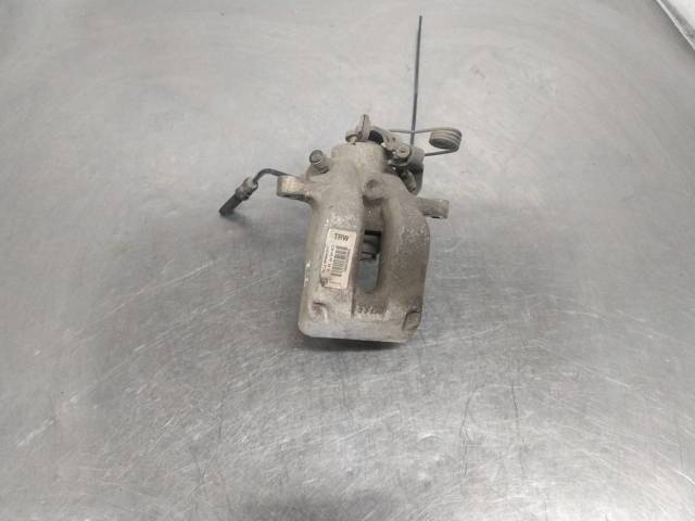 Suporte do freio traseiro esquerdo 9644362680 PEUGEOT