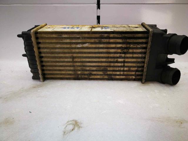 Radiador de intercooler 9645965180 SANTANA