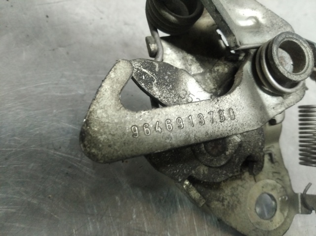 Fecho da capota 9646913780 PEUGEOT