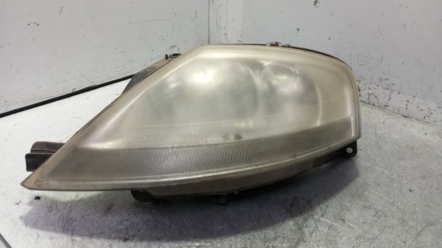 Luz esquerda 9647214280 PEUGEOT