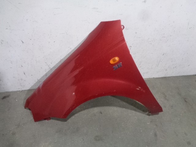 Pára-lama dianteiro esquerdo 96476573 GM