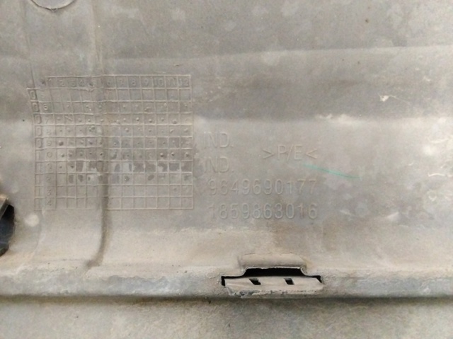 Pára-choque traseiro 9649690177 PEUGEOT