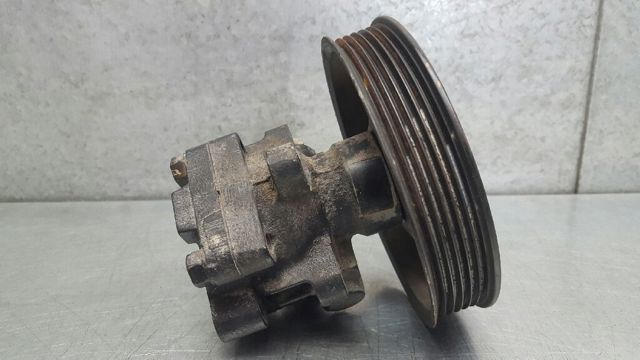 Bomba da Direção hidrâulica assistida 96497022 GM