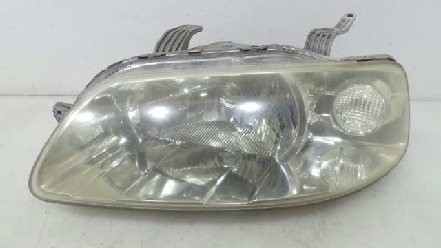 Luz esquerda 96540255 GM