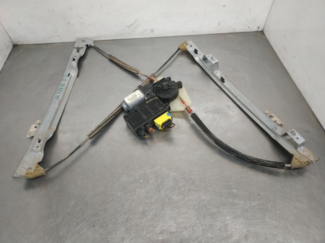 Motor de acionamento de vidro da porta dianteira esquerda 9654087880 PEUGEOT