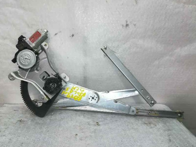 Motor de acionamento de vidro da porta dianteira direita 96541738 GM