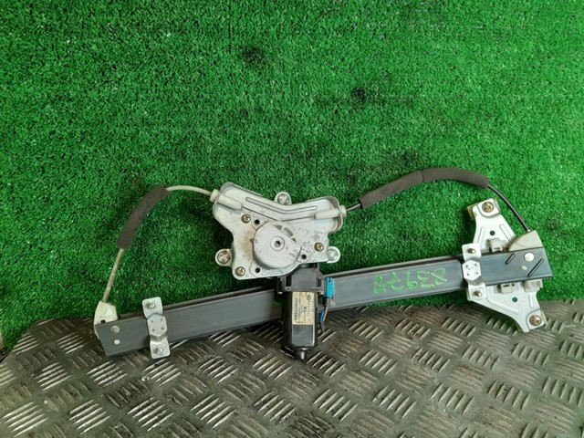 Motor de acionamento de vidro da porta dianteira direita 96549517 GM