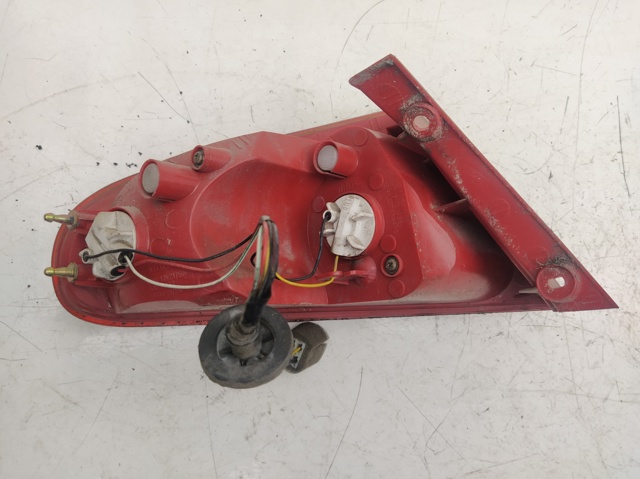 Suporte do freio dianteiro esquerdo 96549788 GM