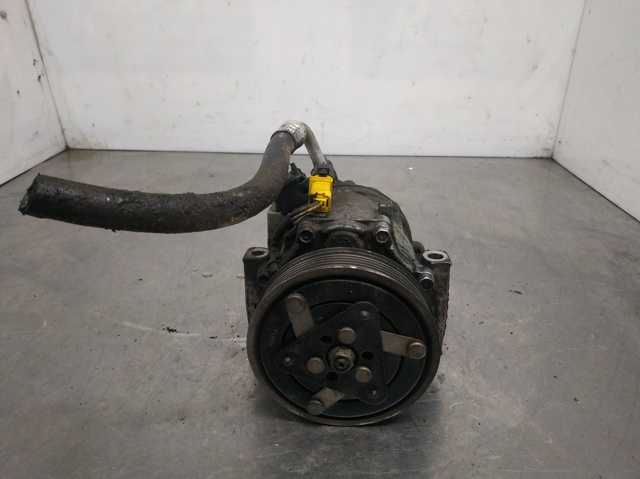 Compressor de aparelho de ar condicionado 9656572680 PEUGEOT
