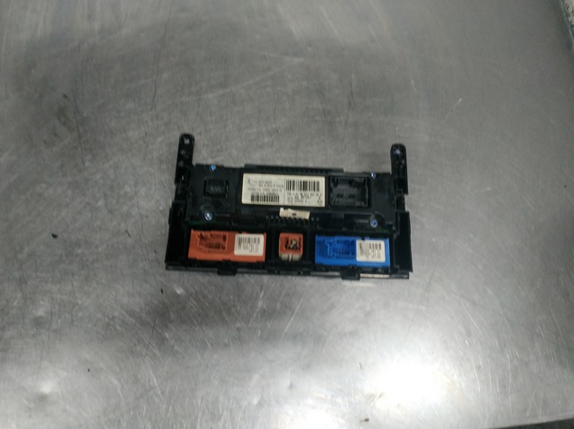 Unidade de controlo dos modos de aquecimento/condicionamento para Peugeot 407 6E