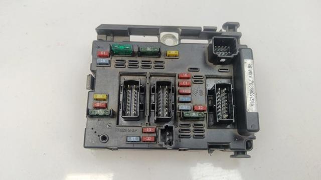 Unidade traseira do salão de dispositivos de segurança 9657608580 PEUGEOT