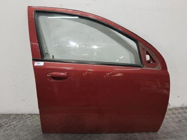 Porta dianteira direita 96585328 GM