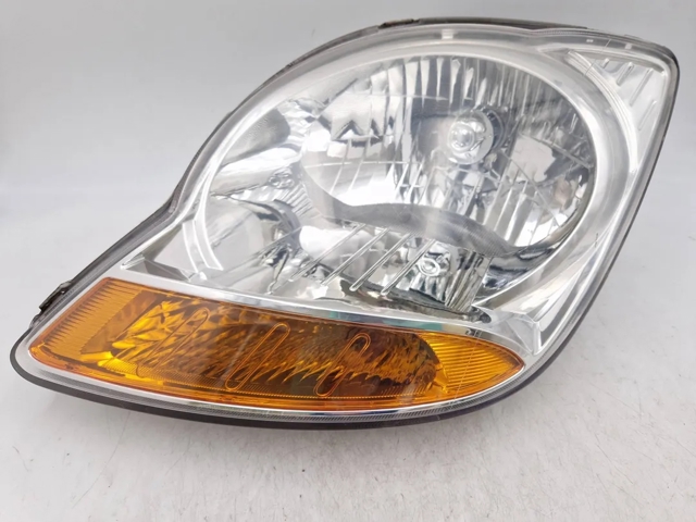 Luz esquerda 96590405 GM