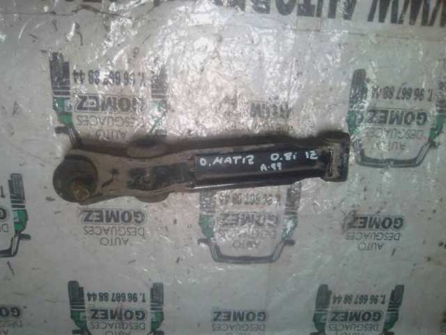 Braço oscilante inferior esquerdo/direito de suspensão dianteira 96611265 GM