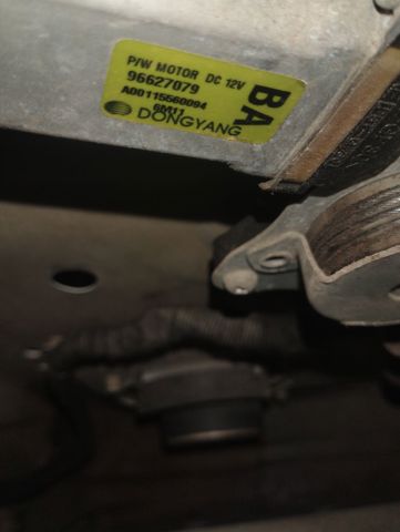 Motor de acionamento de vidro da porta dianteira esquerda 96627079 GM