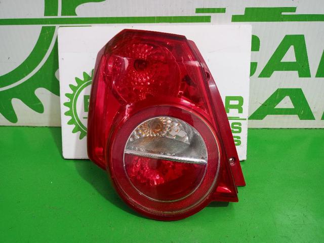 Lanterna traseira esquerda 96650804 GM