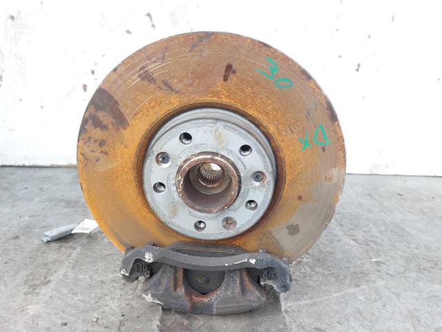 Cubo dianteiro 9670367680 OPEL