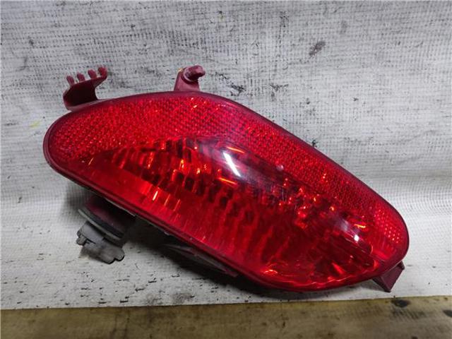 Lanterna de nevoeiro traseira esquerda 9672489880 PEUGEOT