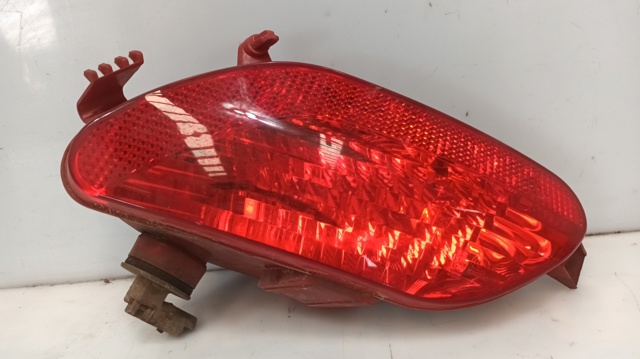 Lanterna de nevoeiro traseira esquerda 9672489880 PEUGEOT