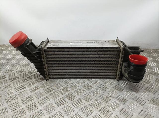 Radiador de intercooler 9673015780 PEUGEOT