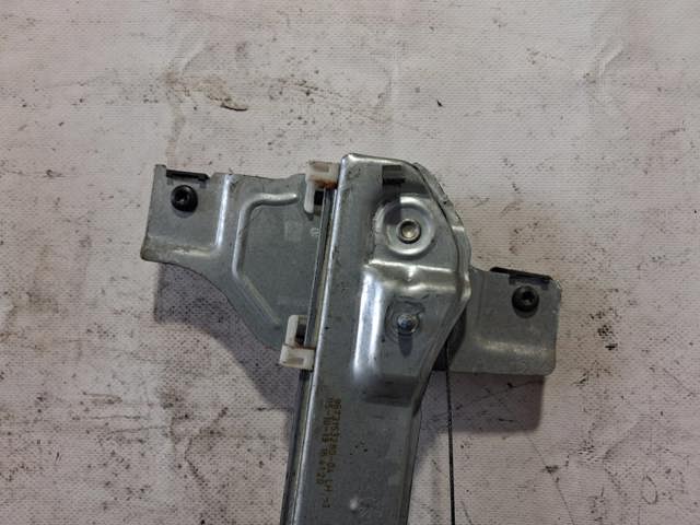 Mecanismo de acionamento de vidro da porta dianteira esquerda 9673153280 PEUGEOT