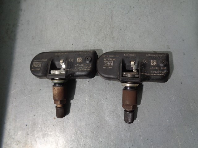 Sensor de pressão de ar nos pneus 9673198580 PEUGEOT