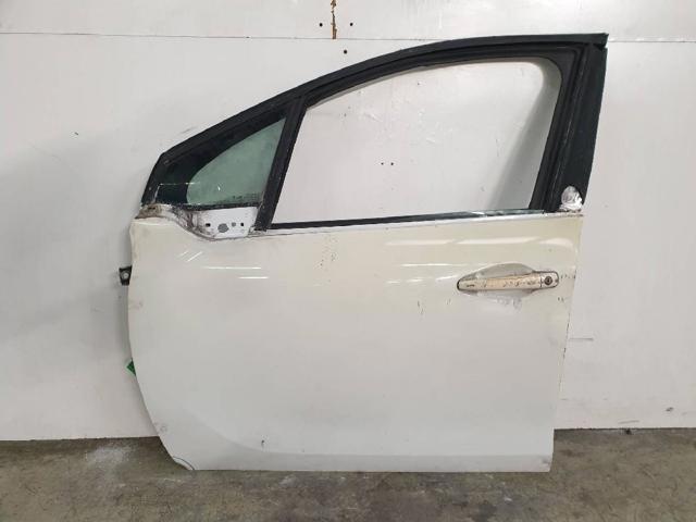 Porta dianteira esquerda 9673558680 PEUGEOT