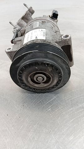 Compressor de aparelho de ar condicionado 9675657880 PEUGEOT