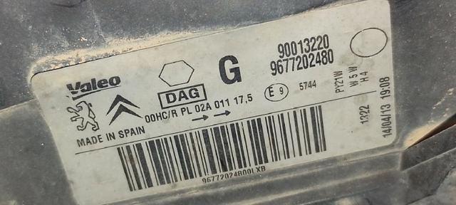 Luz esquerda 9677202480 PEUGEOT