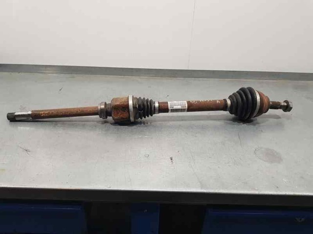 Semieixo (acionador) dianteiro direito 9677211480 PEUGEOT