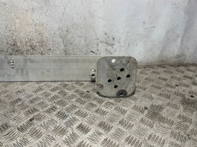 Reforçador do pára-choque traseiro 9677366080 PEUGEOT