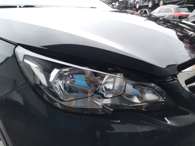 Luz direita 9677522980 PEUGEOT