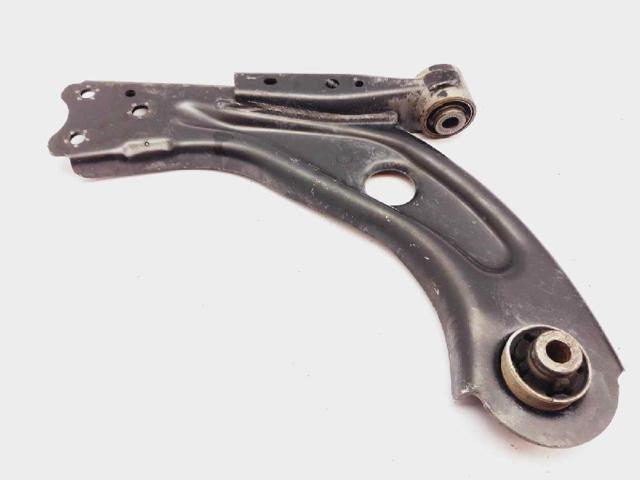 Braço oscilante inferior direito de suspensão dianteira 9678311280 PEUGEOT