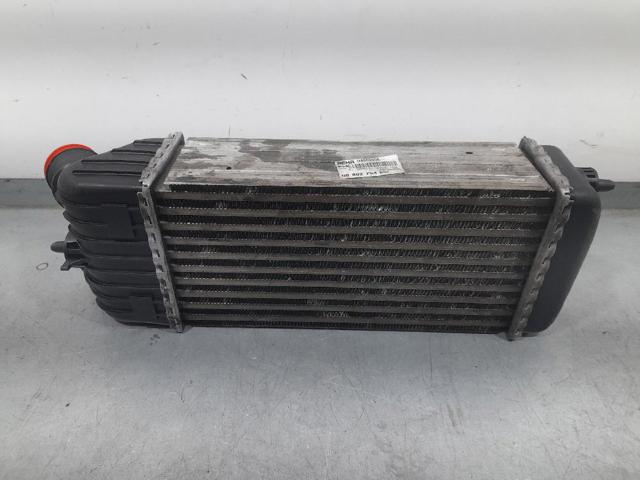 Radiador de intercooler 9680275480 PEUGEOT