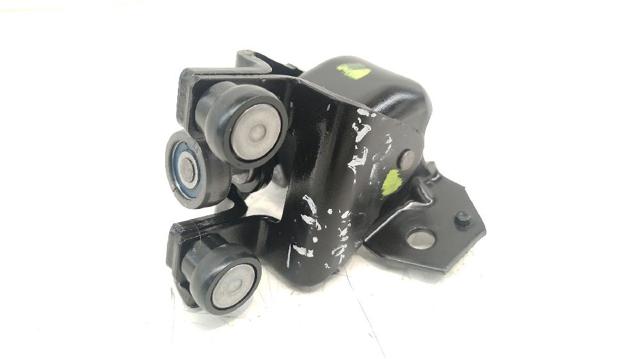 Rolo direito central da porta lateral (deslizante) 9680486480 PEUGEOT