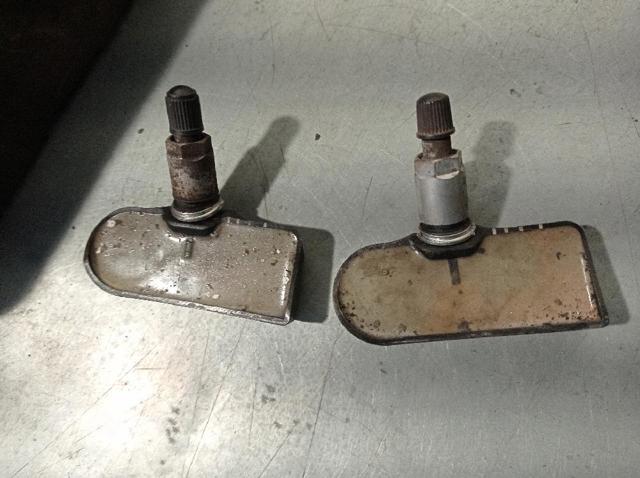 Sensor de pressão de ar nos pneus 9681102280 PEUGEOT