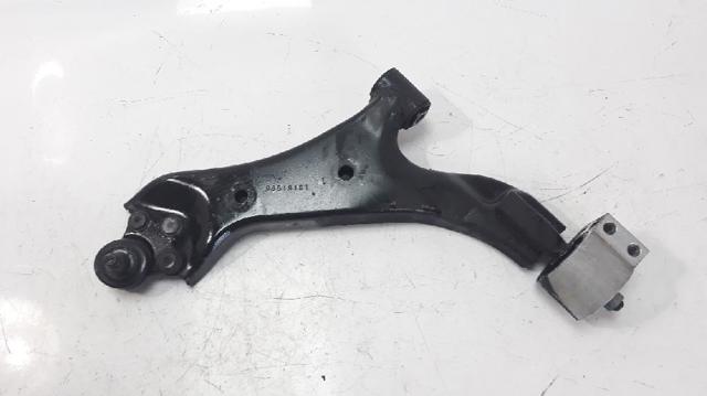 Braço oscilante inferior esquerdo de suspensão dianteira 96819161 OPEL