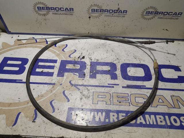 Cabo traseiro direito/esquerdo do freio de estacionamento 9682684580 PEUGEOT