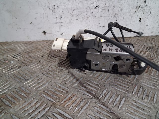 Fecho da porta dianteira esquerda 9683417880 PEUGEOT